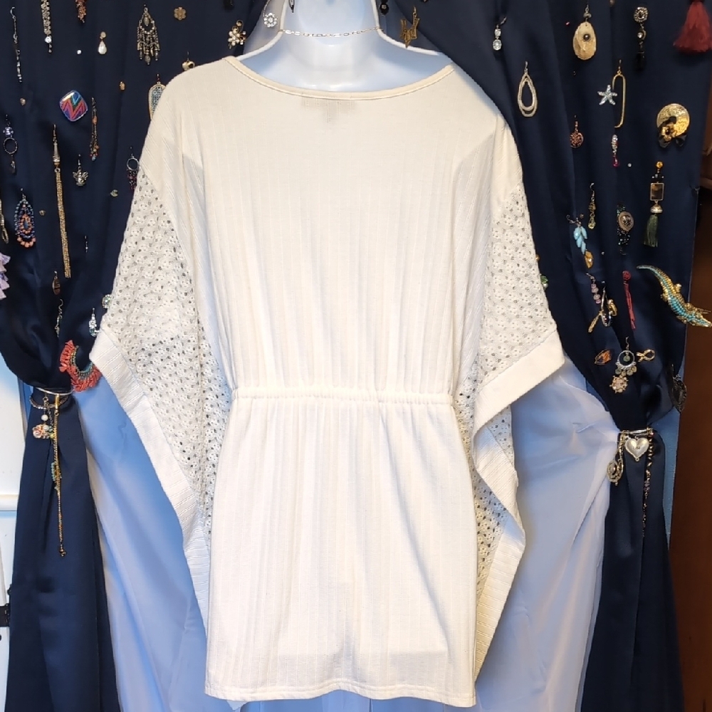 Crochet Kimono Blouse with Tie Waist Details - Picture 5 of 5